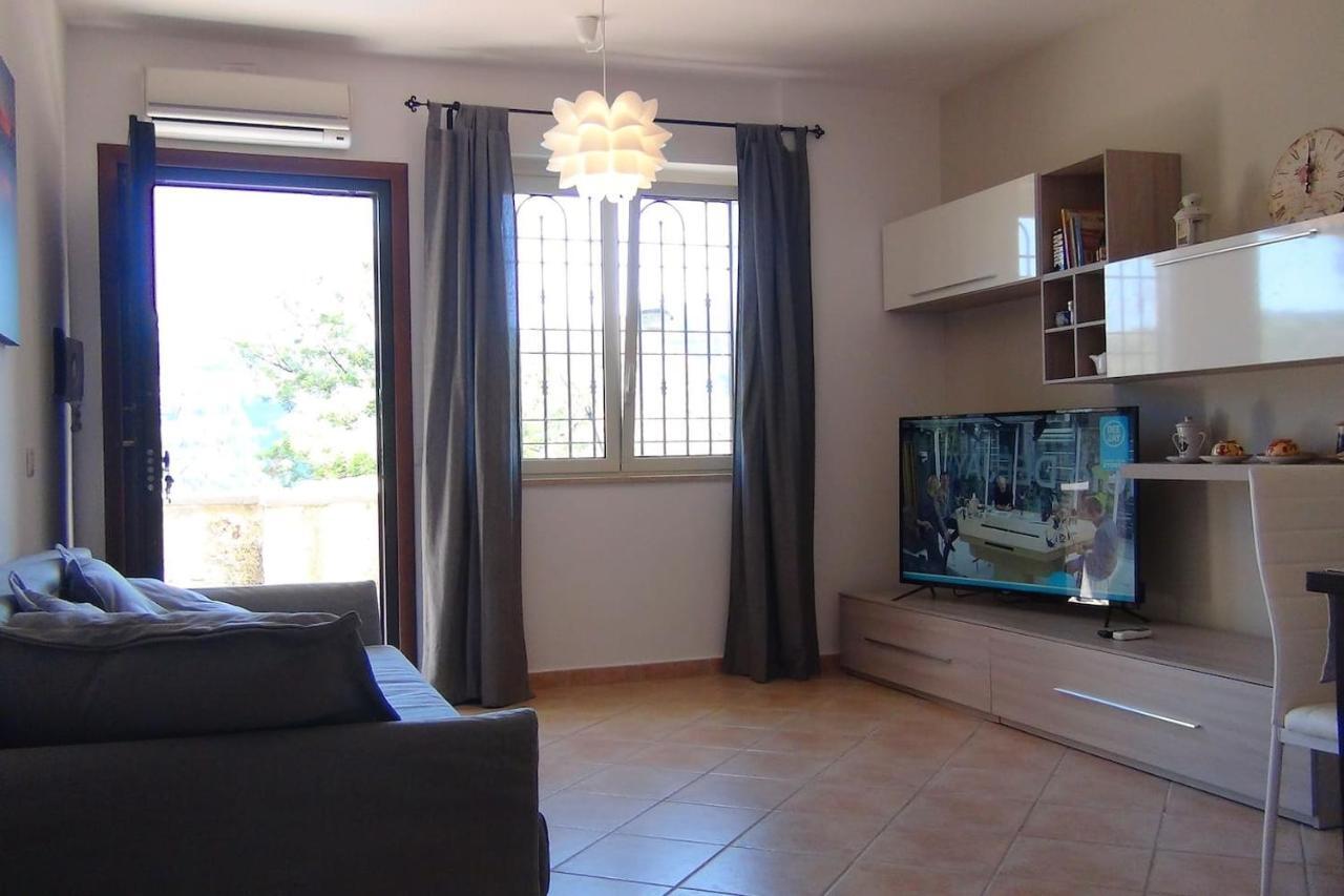 Ferienwohnung Relax Sul Lago Genzano di Roma Exterior foto