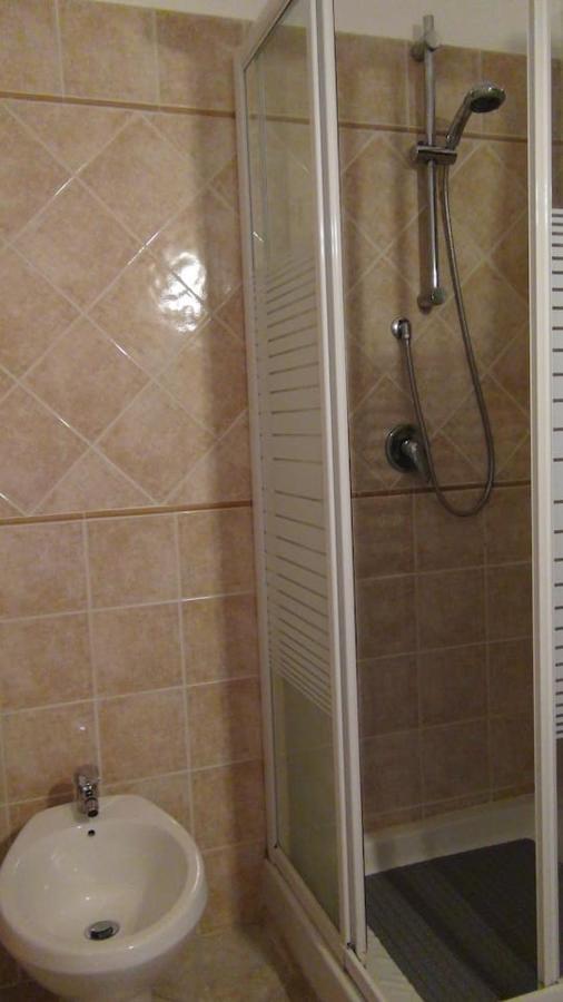Ferienwohnung Relax Sul Lago Genzano di Roma Exterior foto